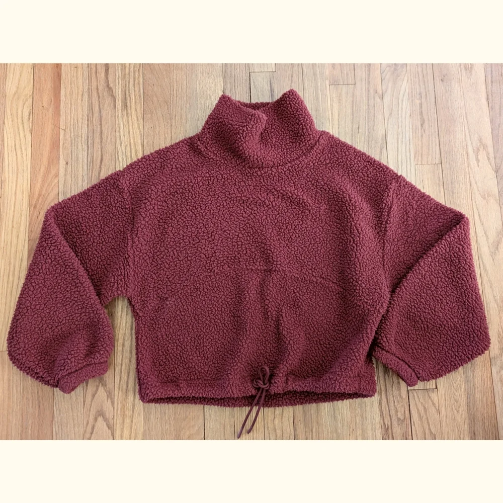 Gap Fit Popover Cropped Fleece- Size Extra Small - Picture 8 of 8